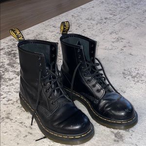 Dr. Martens Boots size 7 women’s
